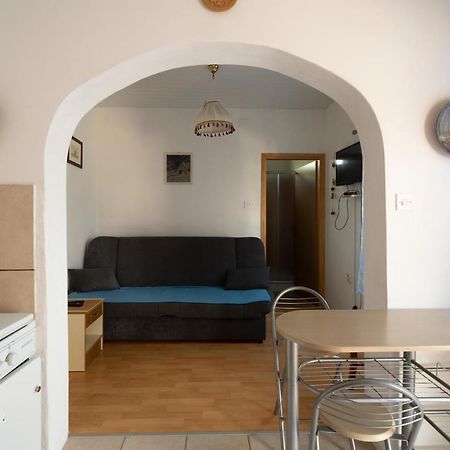 Studio Apartman Ema 2 Gornji Karin Ngoại thất bức ảnh